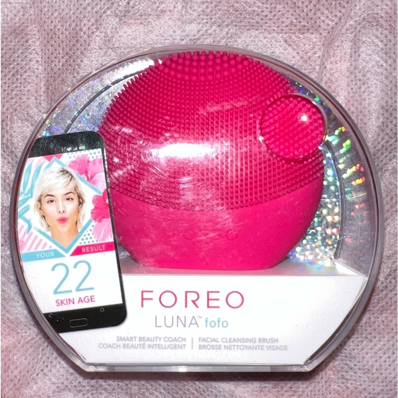 Foreo Luna FoFo Fuchsia. Pink, Cleanse, Facial, Tool, Device, Detox, Gentle - Picture 2 of 8
